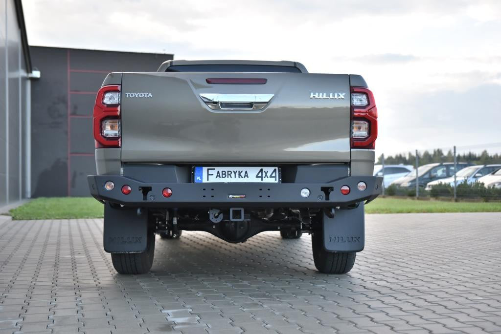 Zderzak tył krótki standard Toyota Hilux Revo 2020-