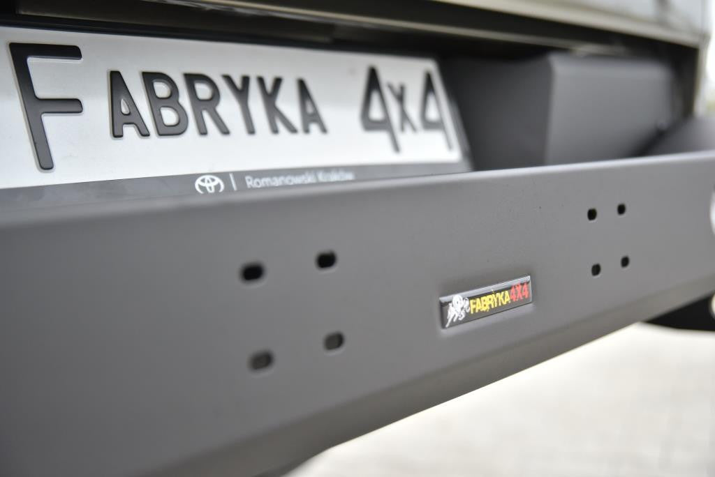 Zderzak tył krótki standard Toyota Hilux Revo 2020-