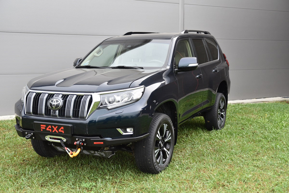 Zderzak przód wersja slim Toyota LCJ150 2017-
