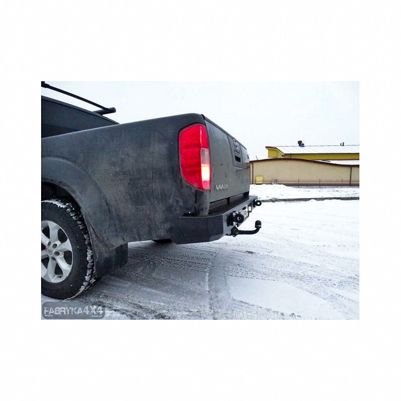 Zderzak tył doublecab Navara D40 05-14