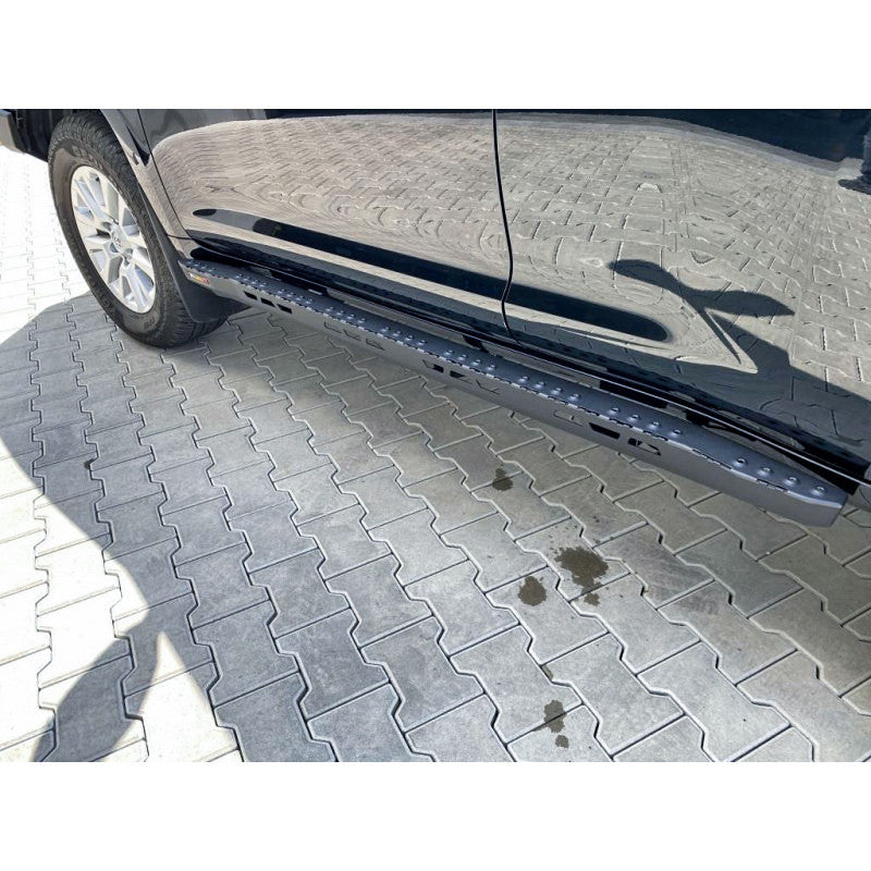 Progi Toyota LCJ150 2013-17