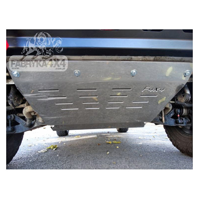Osłona silnika benzyna Mitsubishi Pajero III 99-06