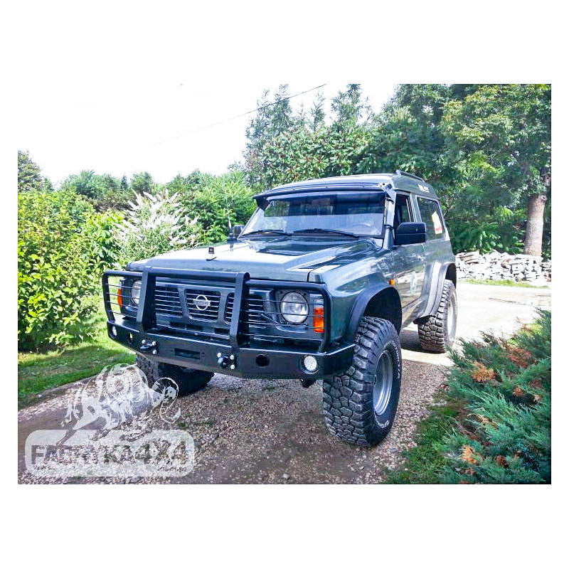 Bullbar do zderzaka Nissan Patrol Y60 z lampami