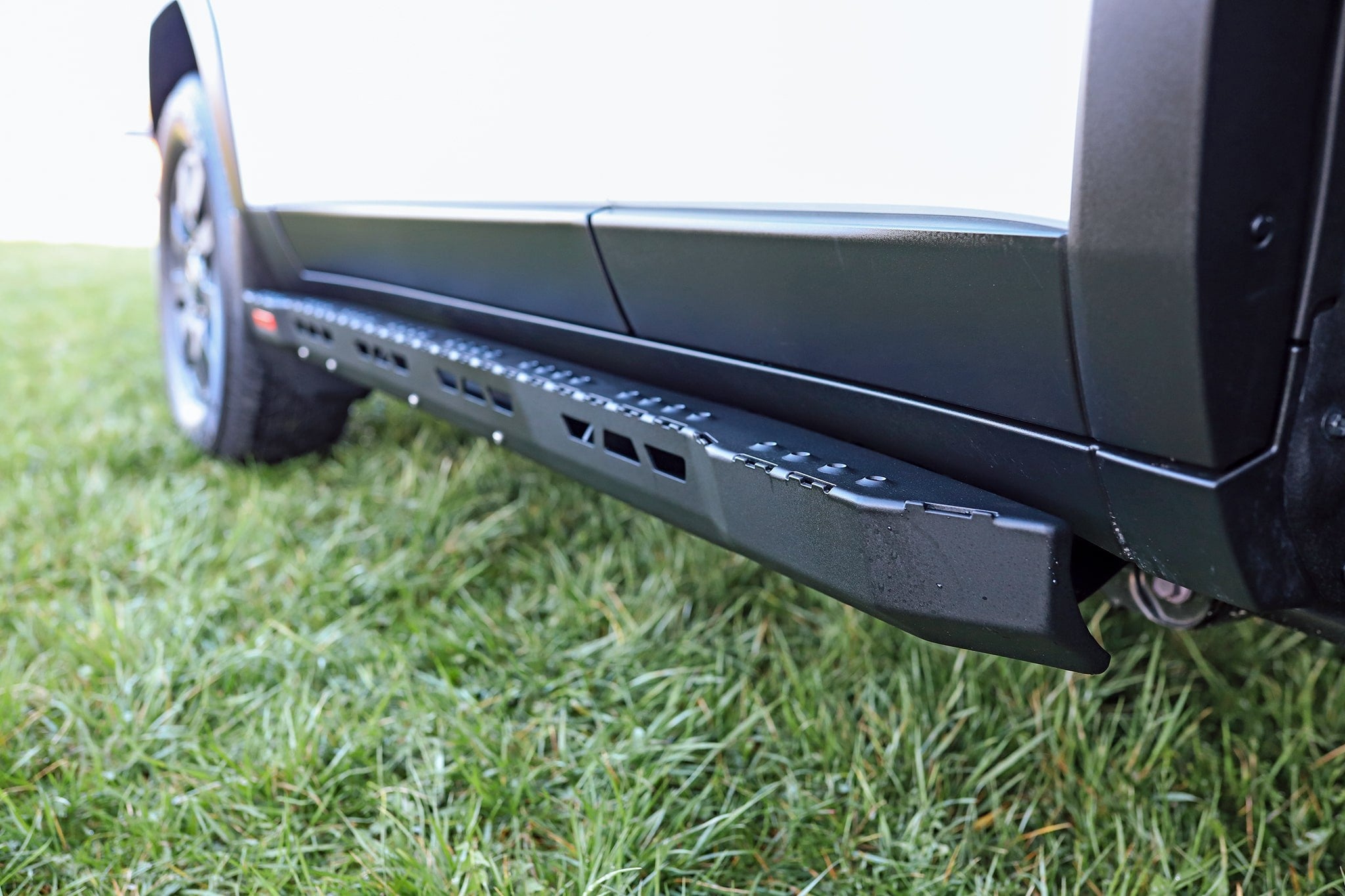 Progi Toyota LCJ250 2024-