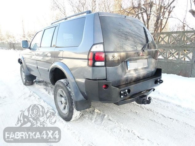 Zderzak tył Mitsubishi Pajero Sport 04-08
