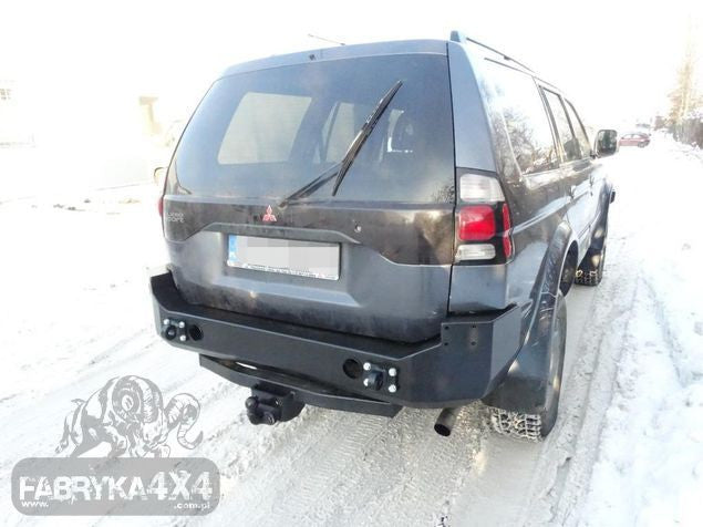 Zderzak tył Mitsubishi Pajero Sport 04-08