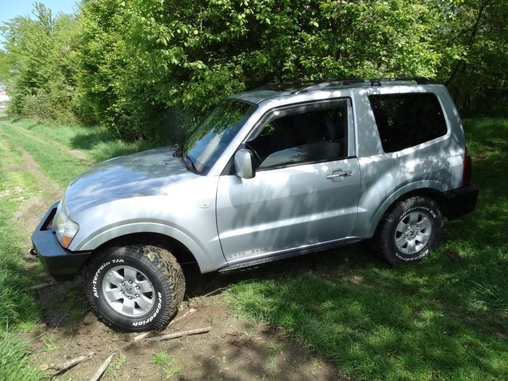Progi Mitsubishi Pajero III 99-06 wersja 3-drzwiowa diesel