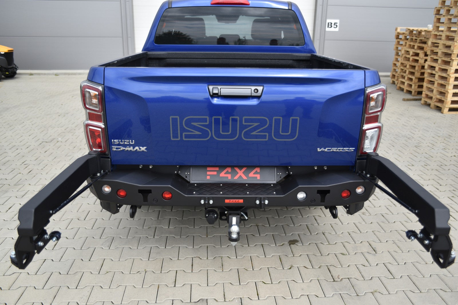 Ramię modułowe prawe Isuzu D-MAX 2020-