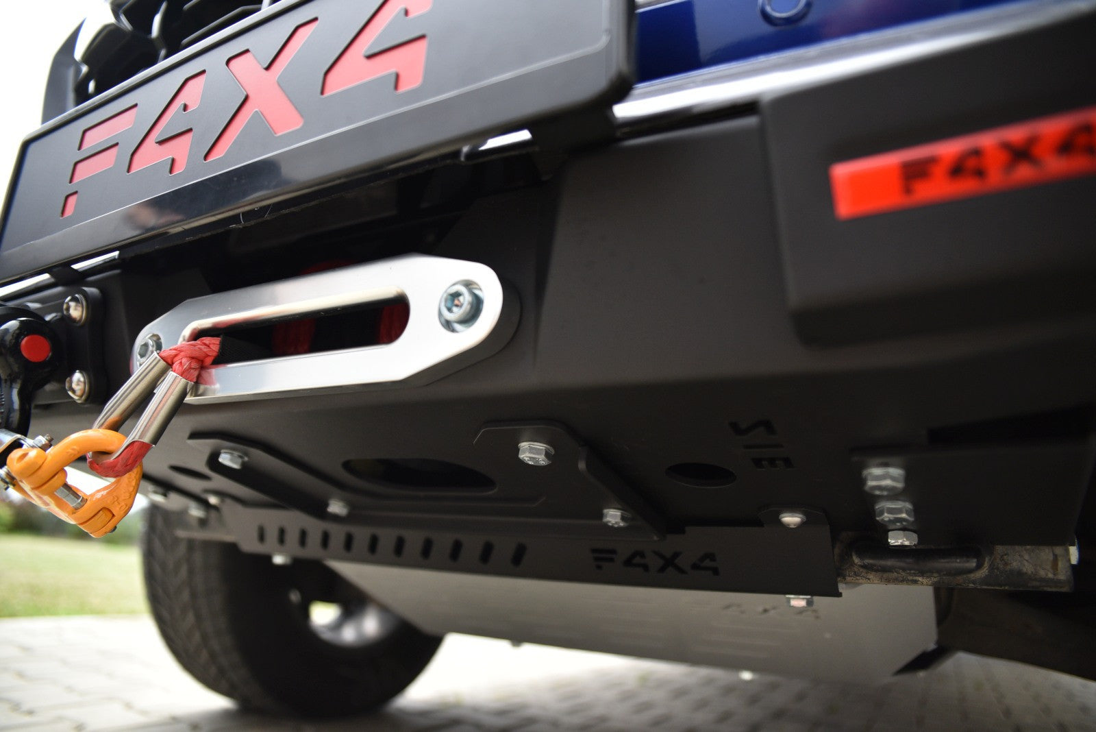 Zderzak przód wersja slim Isuzu D-MAX 2020-
