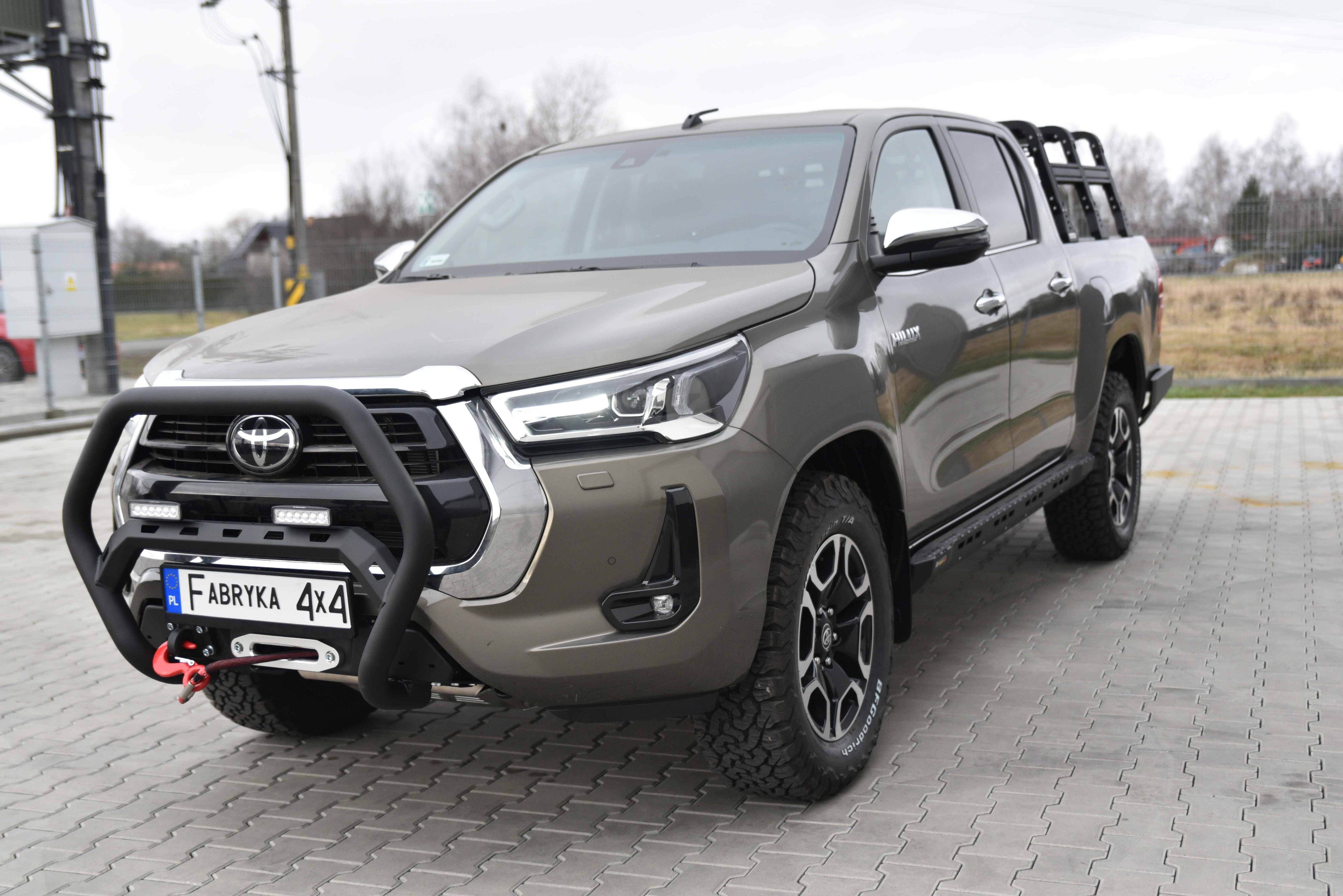 Bullbar do zderzaka Slim  ZHX Toyota Hilux Revo 2020-