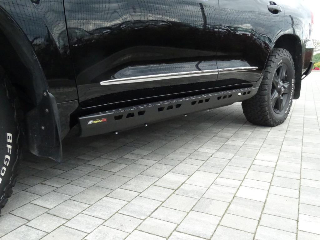 Progi Toyota LCJ200 2007-2015