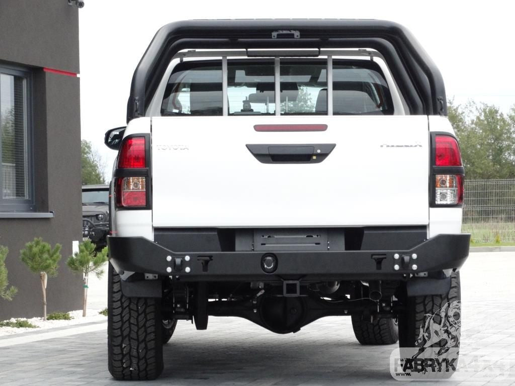Zderzak tył krótki Toyota Hilux Revo 2016-19
