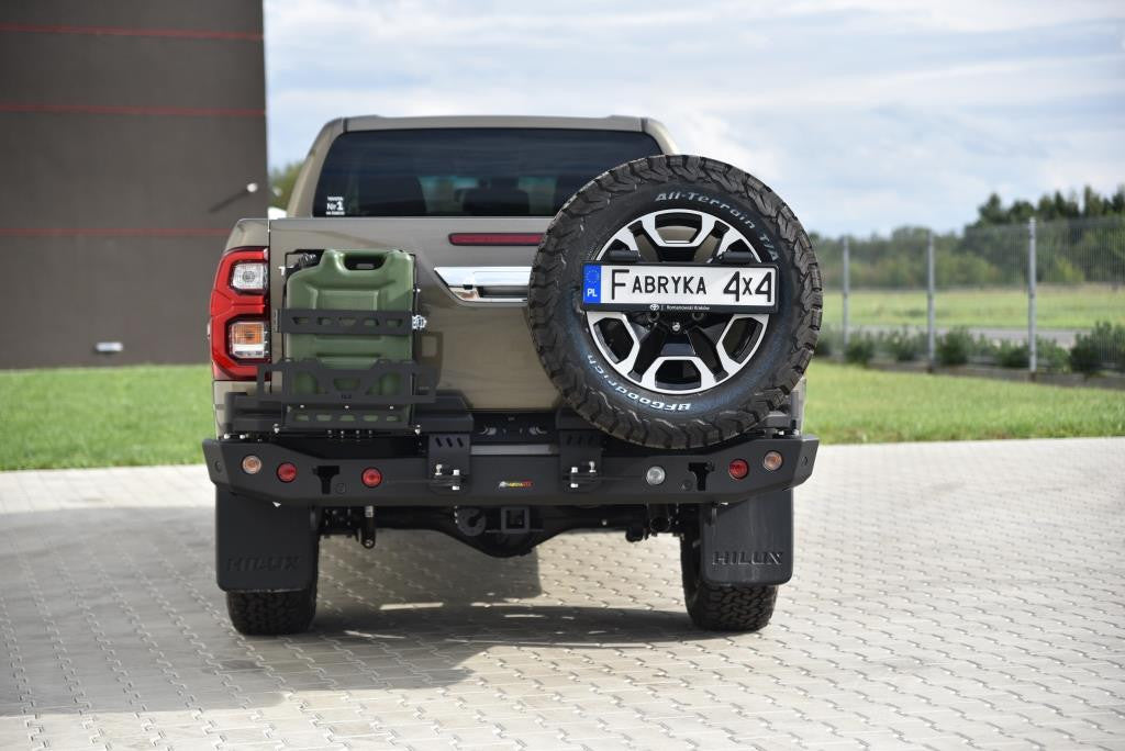 Mocowanie kanistra na ramię modułowe Toyota Hilux Revo 2020-