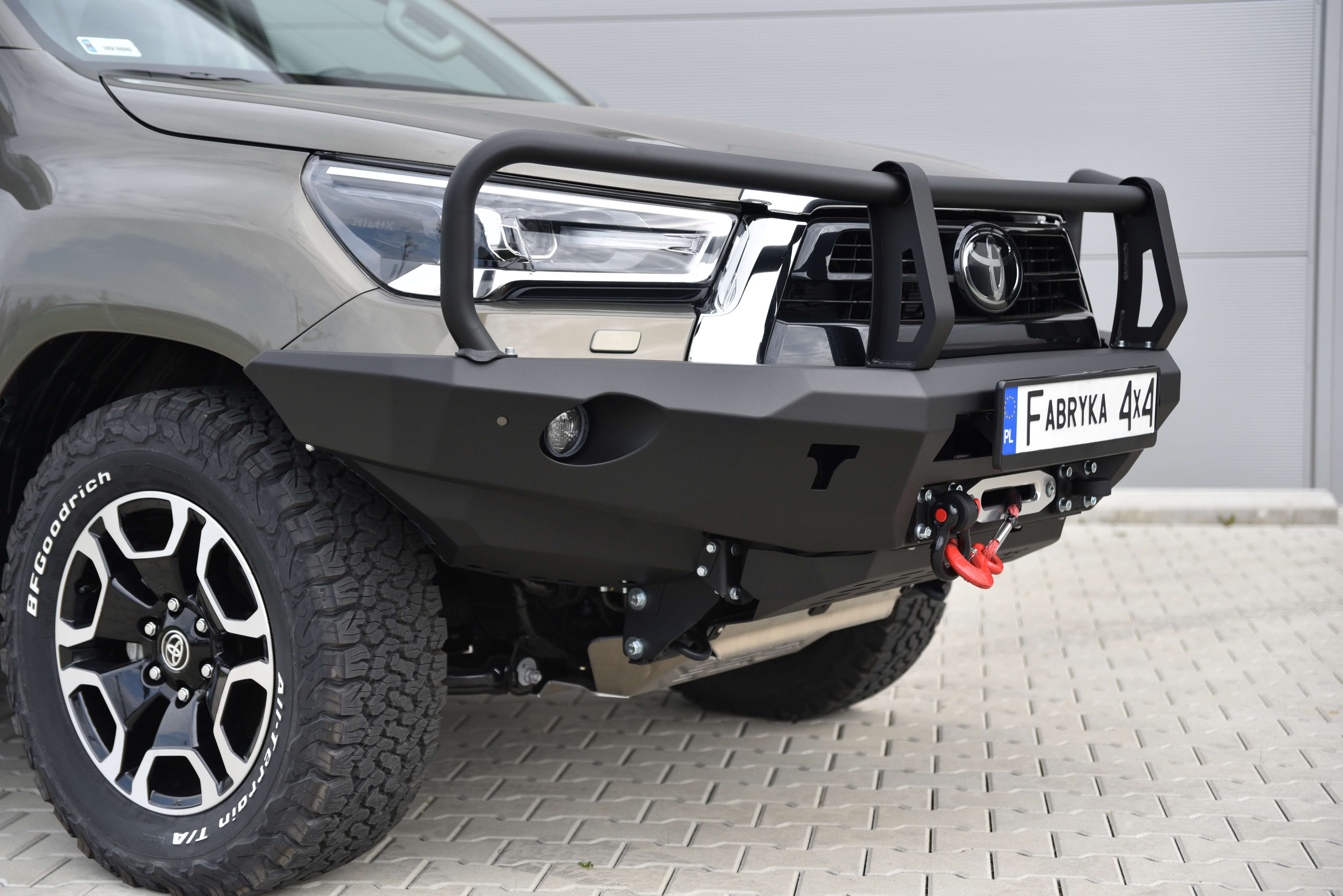 Bullbar do zderzaka ZHZ Toyota Hilux Revo 2020-