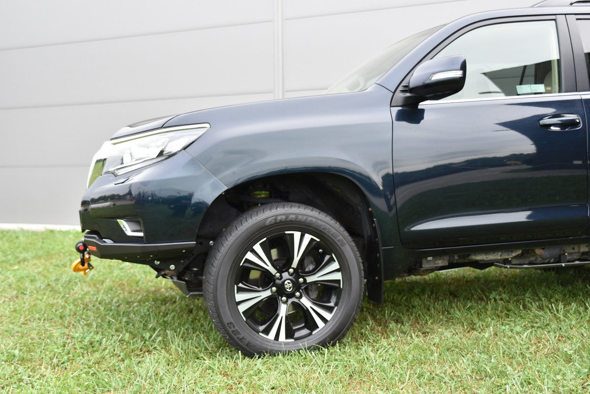 Zderzak przód wersja slim Toyota LCJ150 2017-