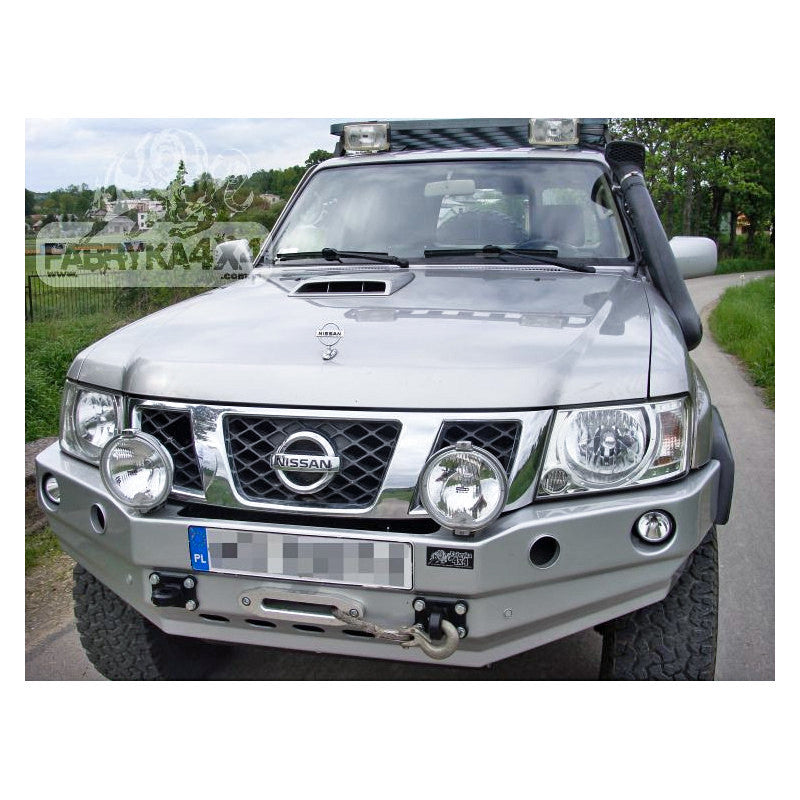 Zderzak przód Nissan GU4