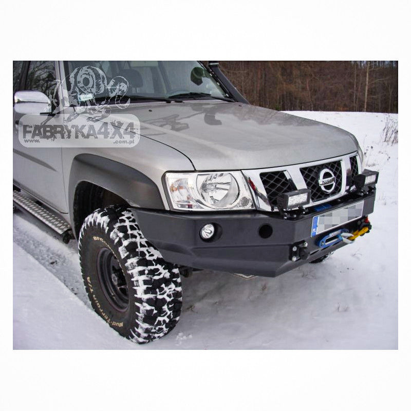 Zderzak przód Nissan GU4
