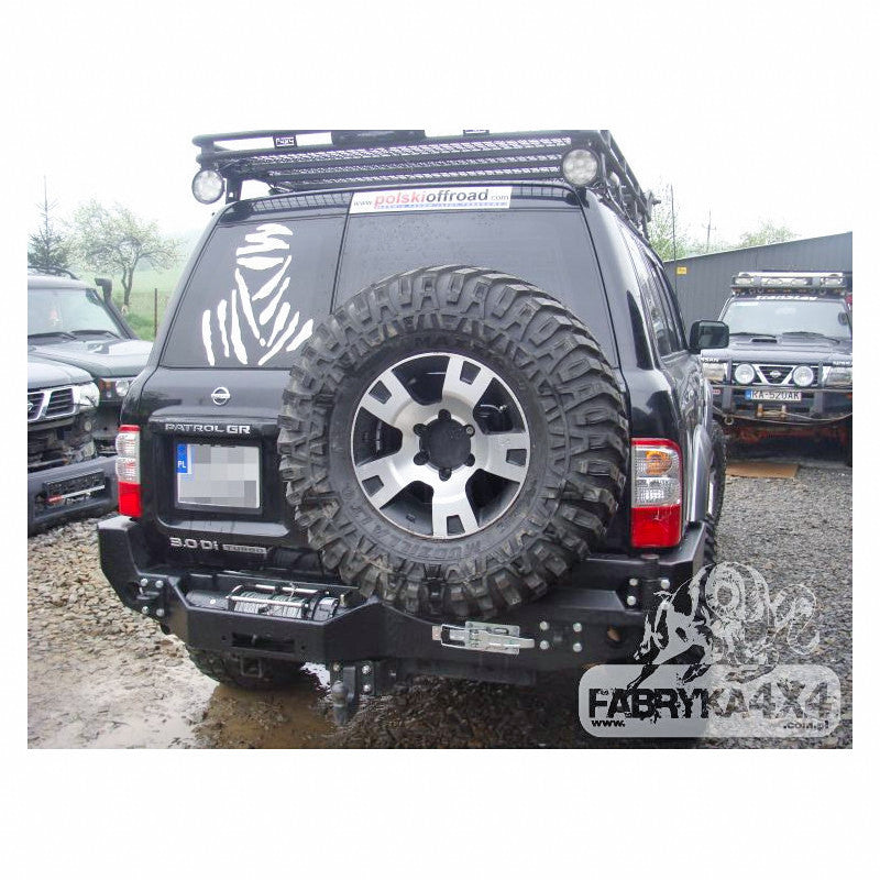 Zderzak tył pod wyciągarkę Nissan GU4
