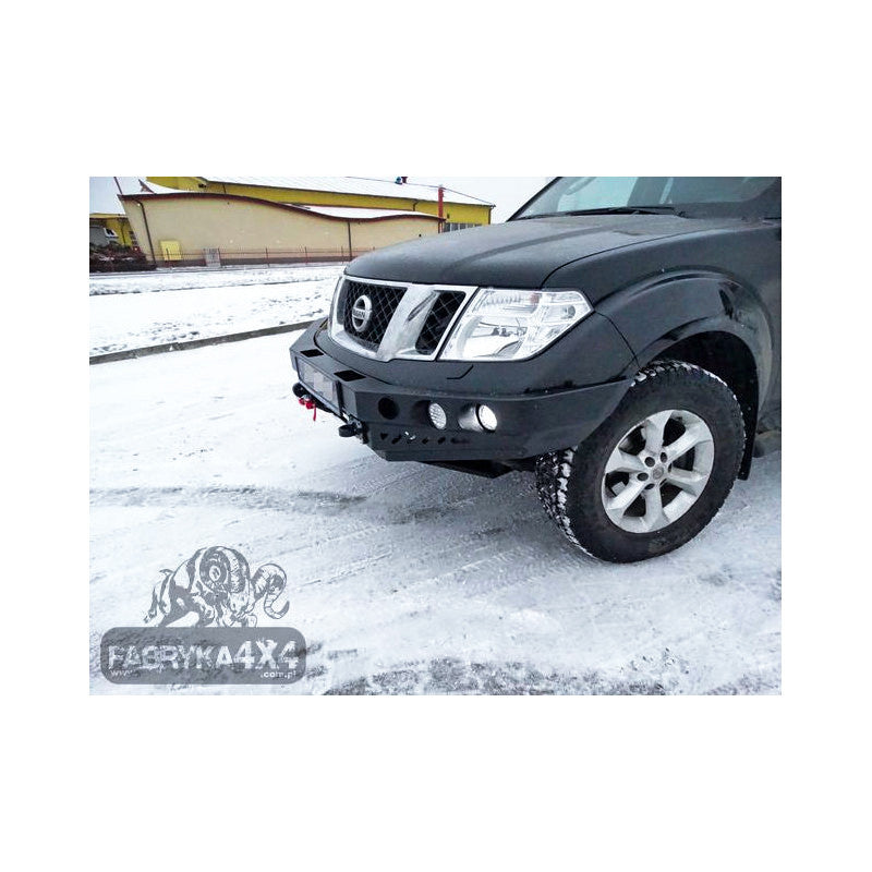 Zderzak przód Navara D40 10-14