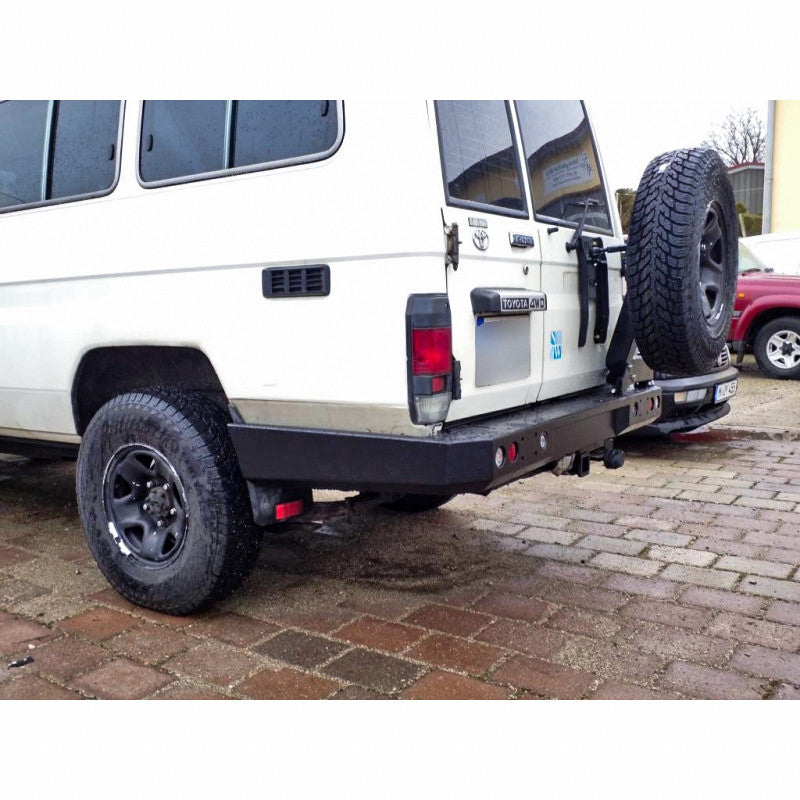 Zderzak tył Toyota HZJ78 07-