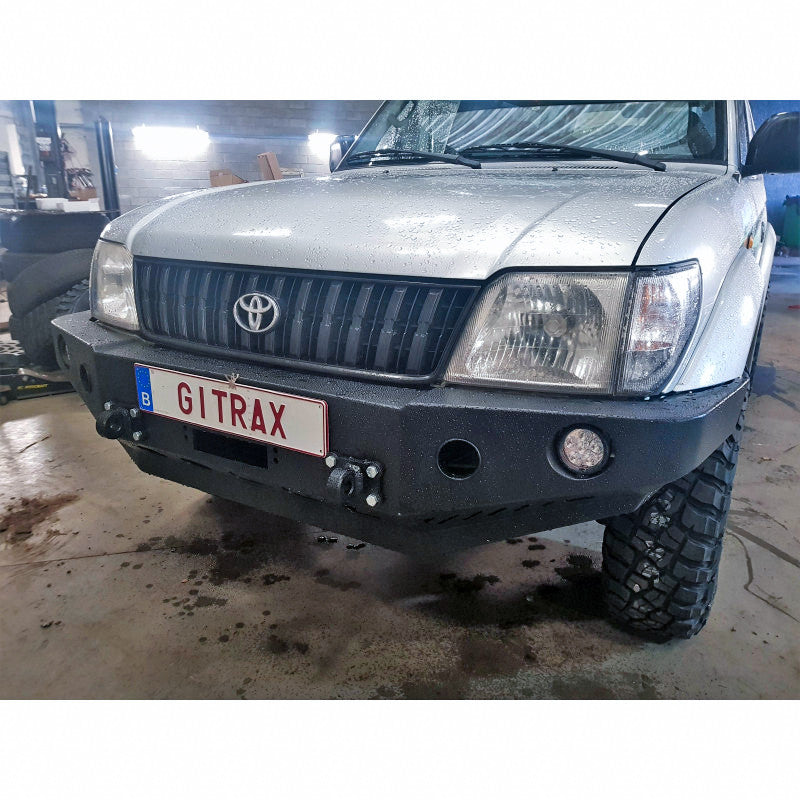Zderzak przód Toyota LCJ90 96-99 wersja z poszerzeniami