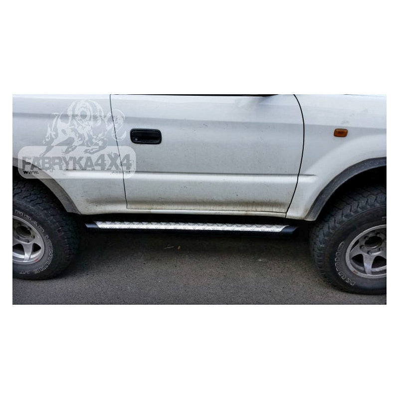 Progi Toyota LCJ90 96-02