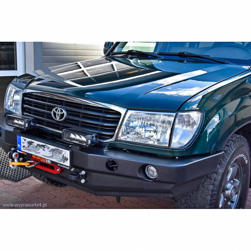 Zderzak przód Toyota LCJ100 98-04 wersja przed liftowa