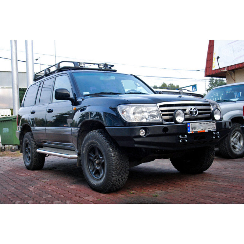 Zderzak przód Toyota LCJ100 04-07 wersja po liftowa