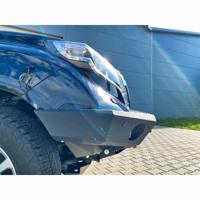 Zderzak przód nowy model Toyota LCJ150 2013-17