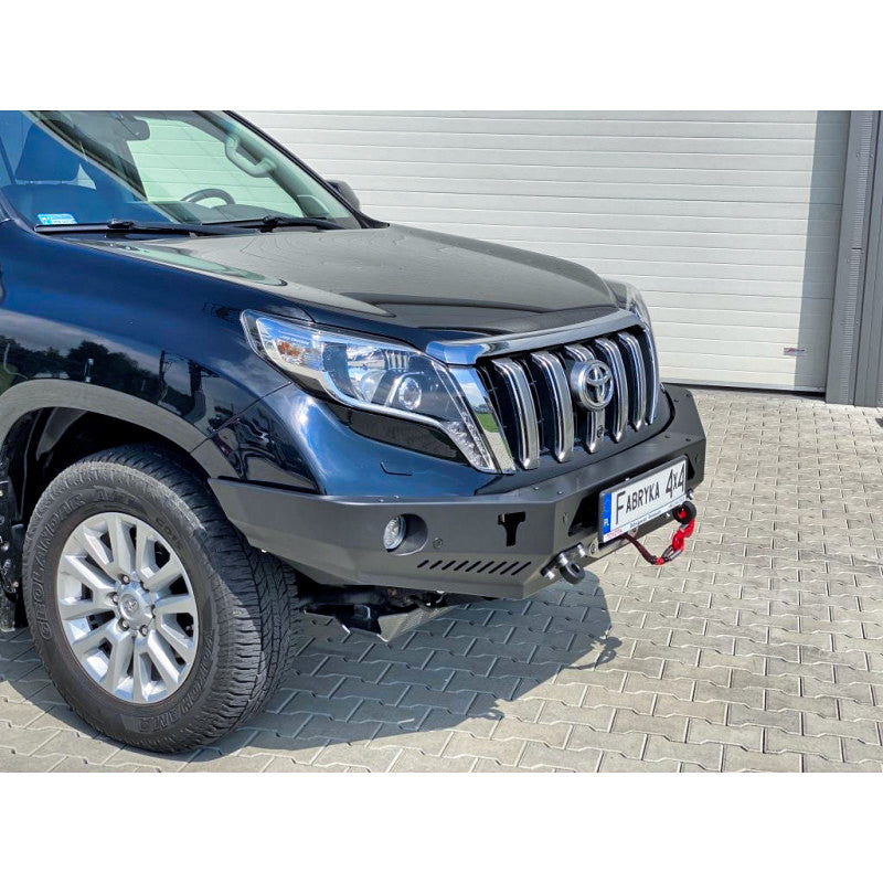 Zderzak przód standard Toyota LCJ150 2013-17