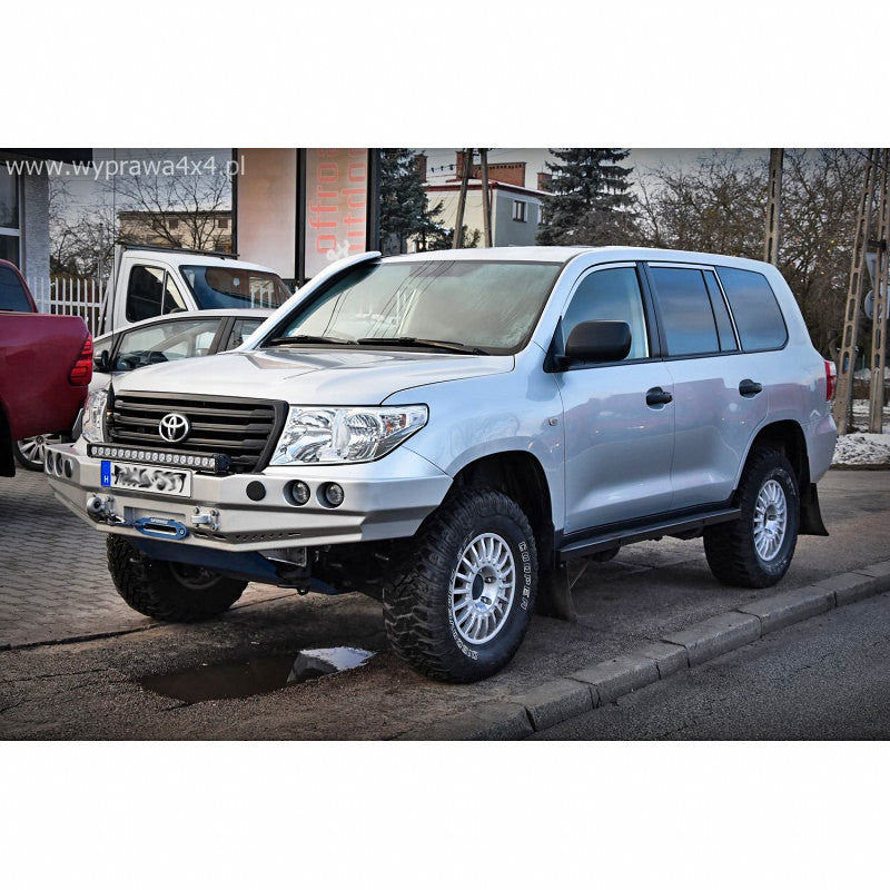 Zderzak przód Toyota LCJ200 2007-2015