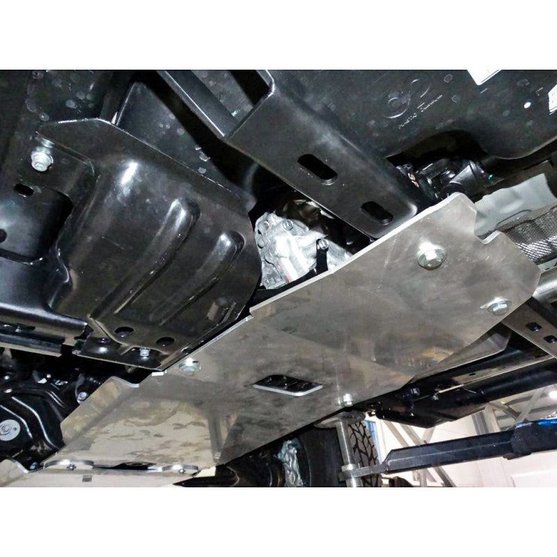 Osłona skrzyni biegów i reduktora aluminiowa Toyota Hilux Revo 2016-19