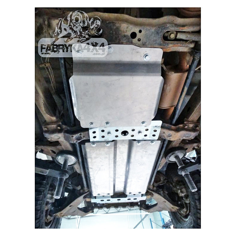 Osłona skrzyni 2.8 diesel automat Mitsubishi Pajero II 91-99