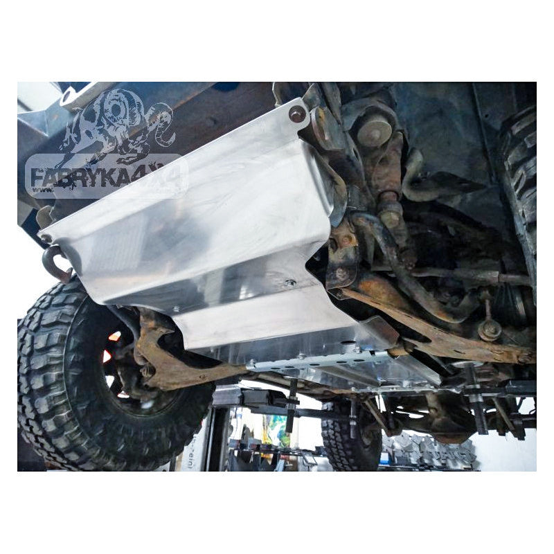 Osłona silnika 3.0 benzyna manual do zderzaka F4X4 Mitsubishi Pajero Ii 91-99