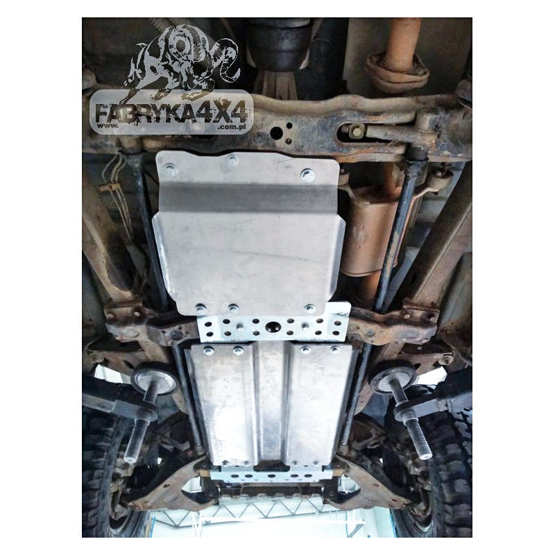 Osłona reduktora 2.8 diesel automat Mitsubishi Pajero Ii 91-99