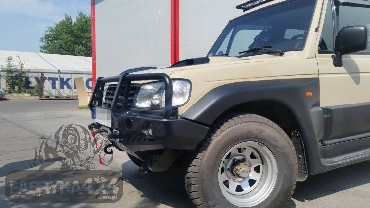 Zderzak przód Hyundai Galloper Innovation 98-03
