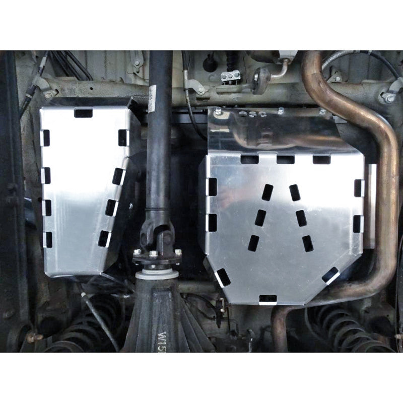 Komplet osłon aluminiowych zbiornika paliwa  Suzuki Jimny IV 2018-
