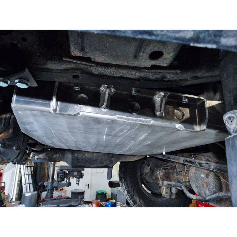Dodatkowy aluminiowy zbiornik paliwa 120l Toyota LCJ200 2007-2015