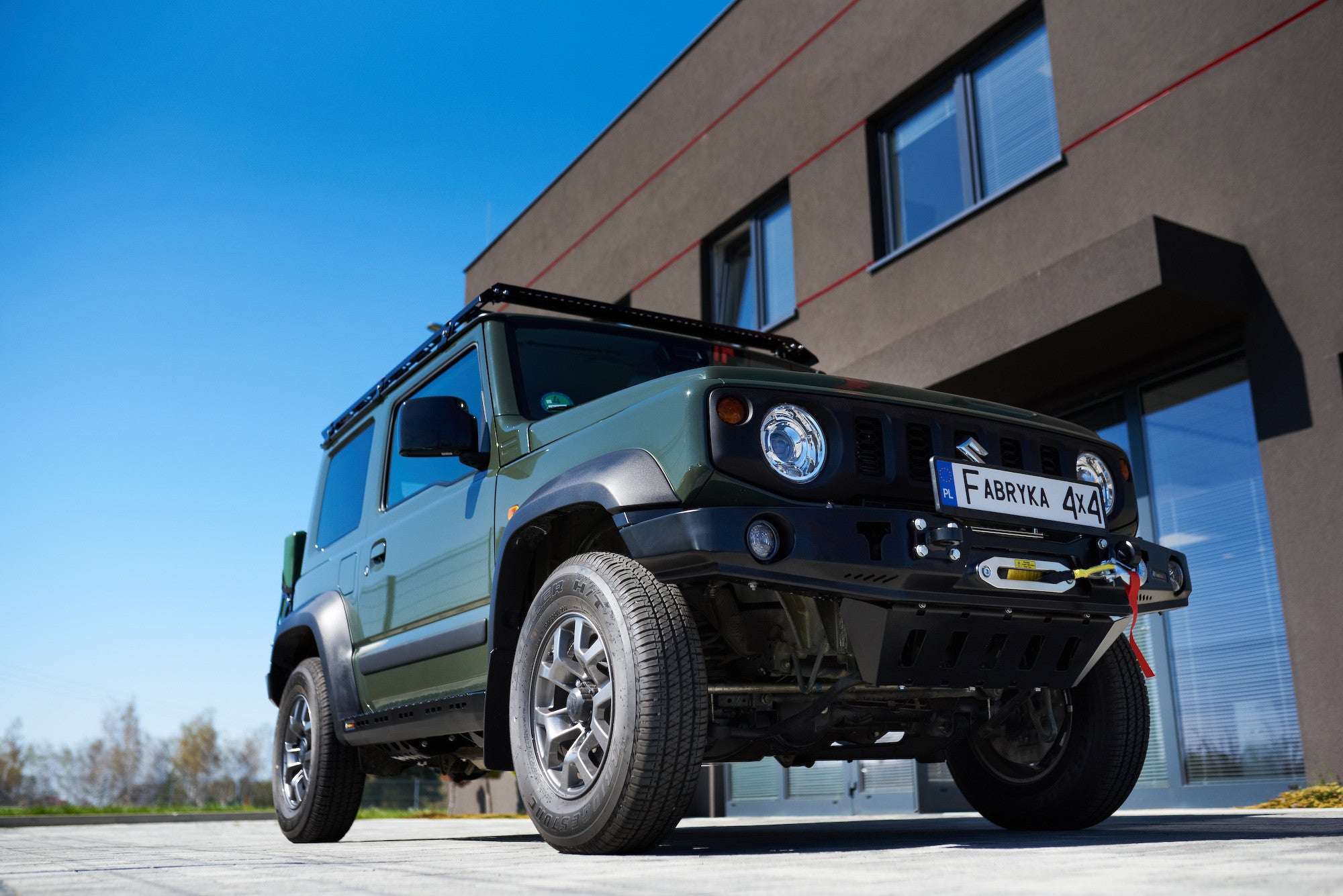 Zderzak przód Suzki Jimny IV 2018-