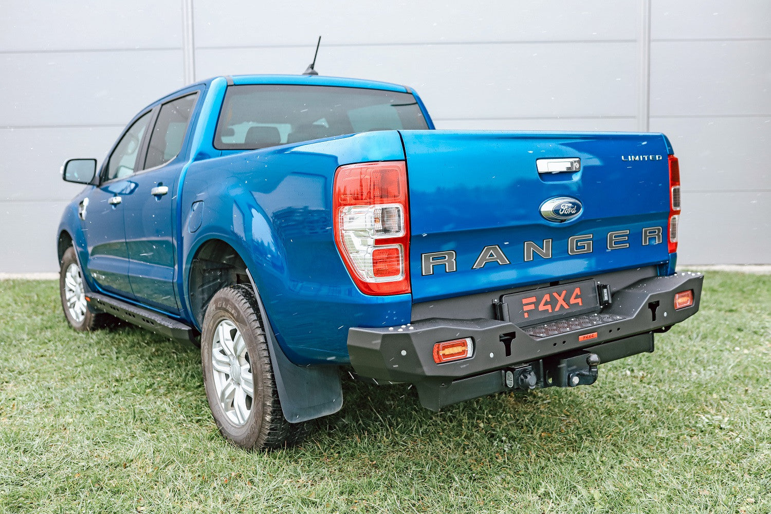 Zderzak tył z lampami LED pod oryginalną belkę haka Ford Ranger T6 19-23 2.0 diesel