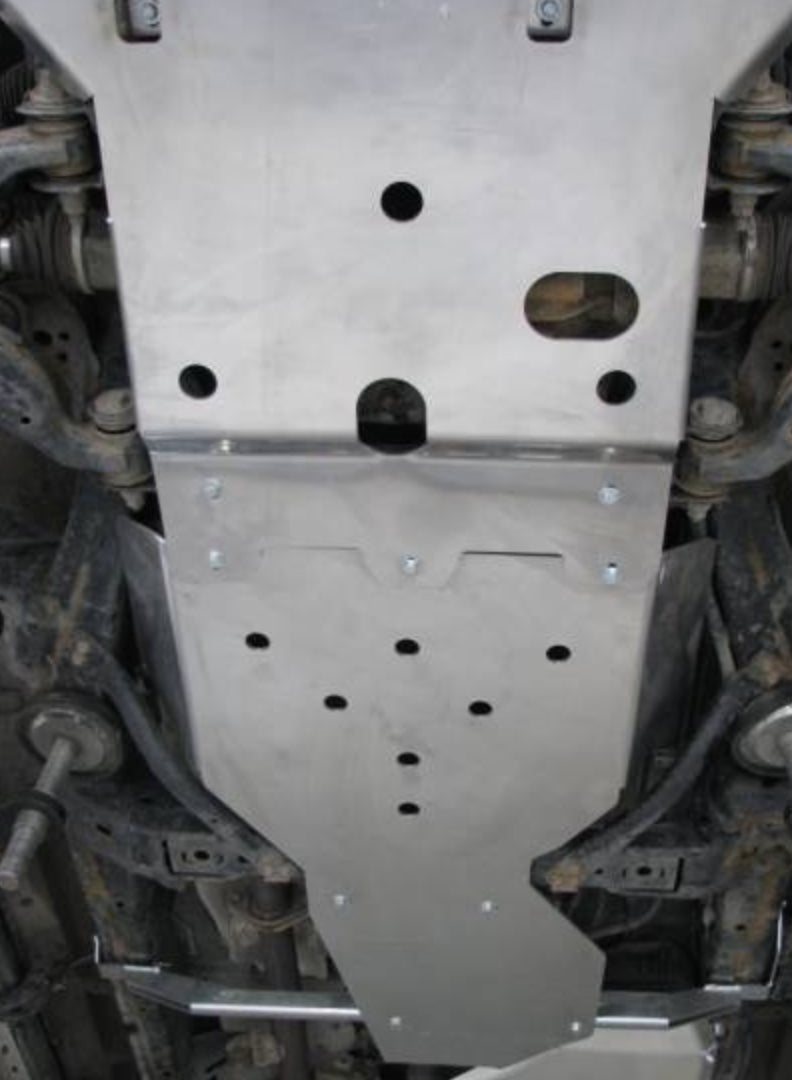 Osłona skrzyni biegów i reduktora Toyota LCJ150 09-17