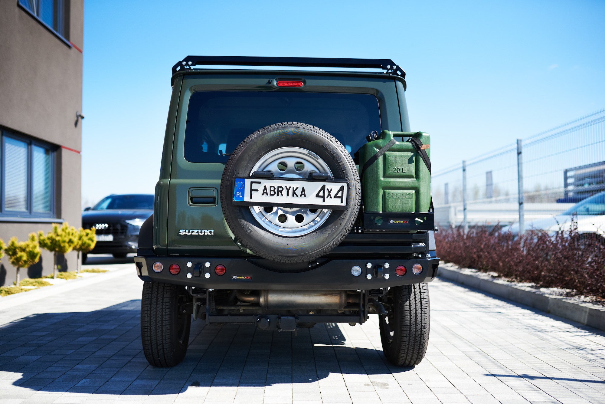 Zderzak tył Suzuki Jimny IV 2018-