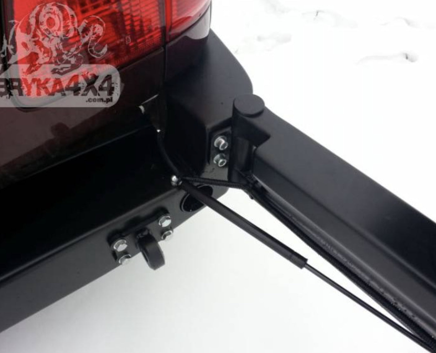 Mocowanie koła Toyota LCJ105 98-07