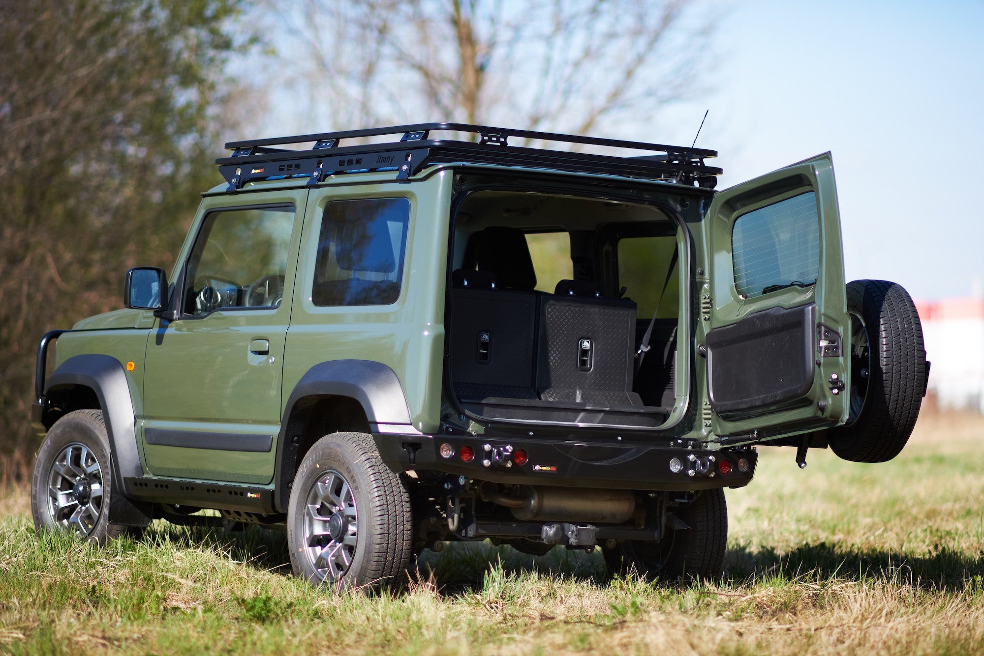 Zderzak tył Suzuki Jimny IV 2018-