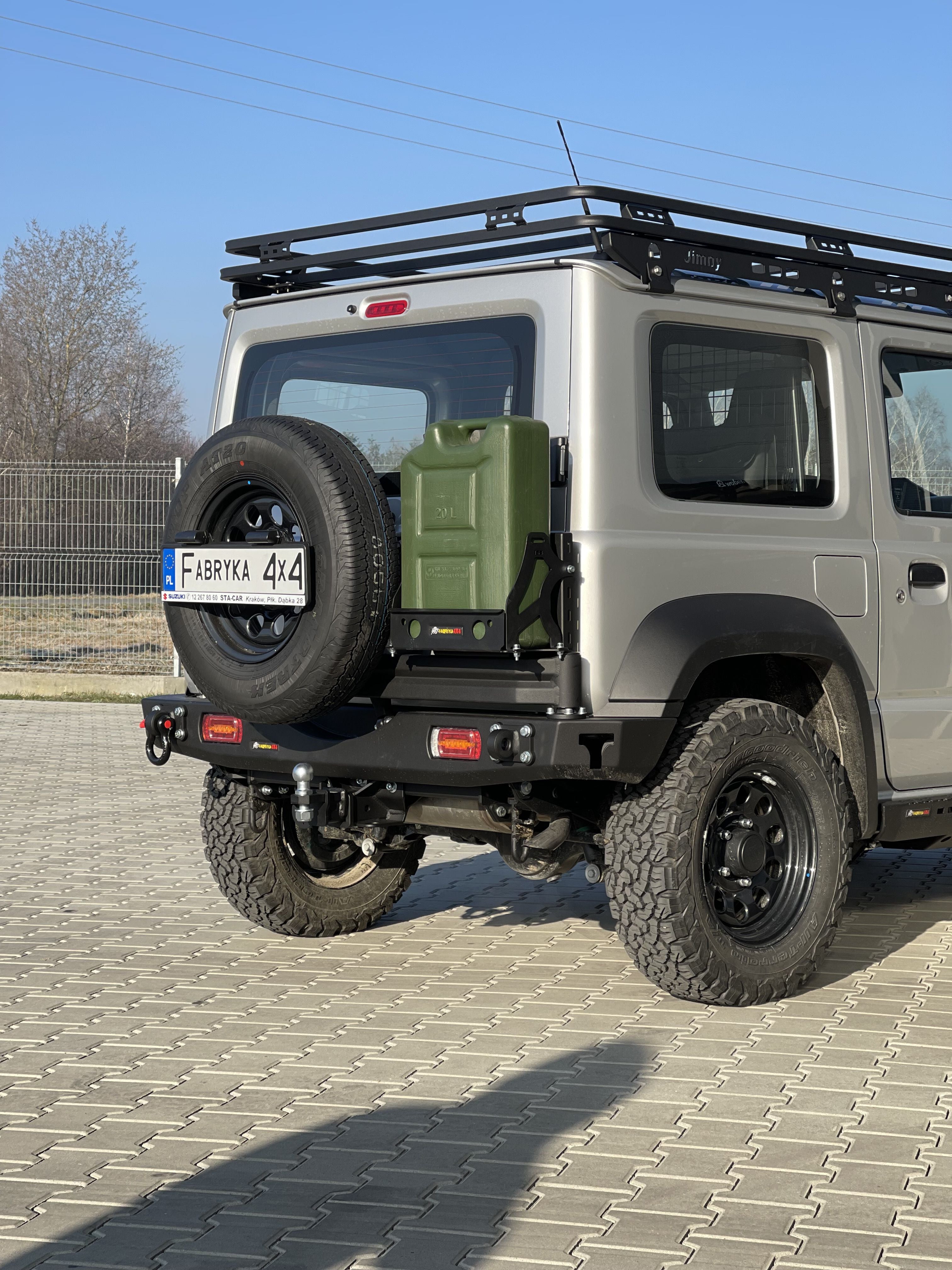 Zderzak tył z lampami LED Suzuki Jimny IV 2018-
