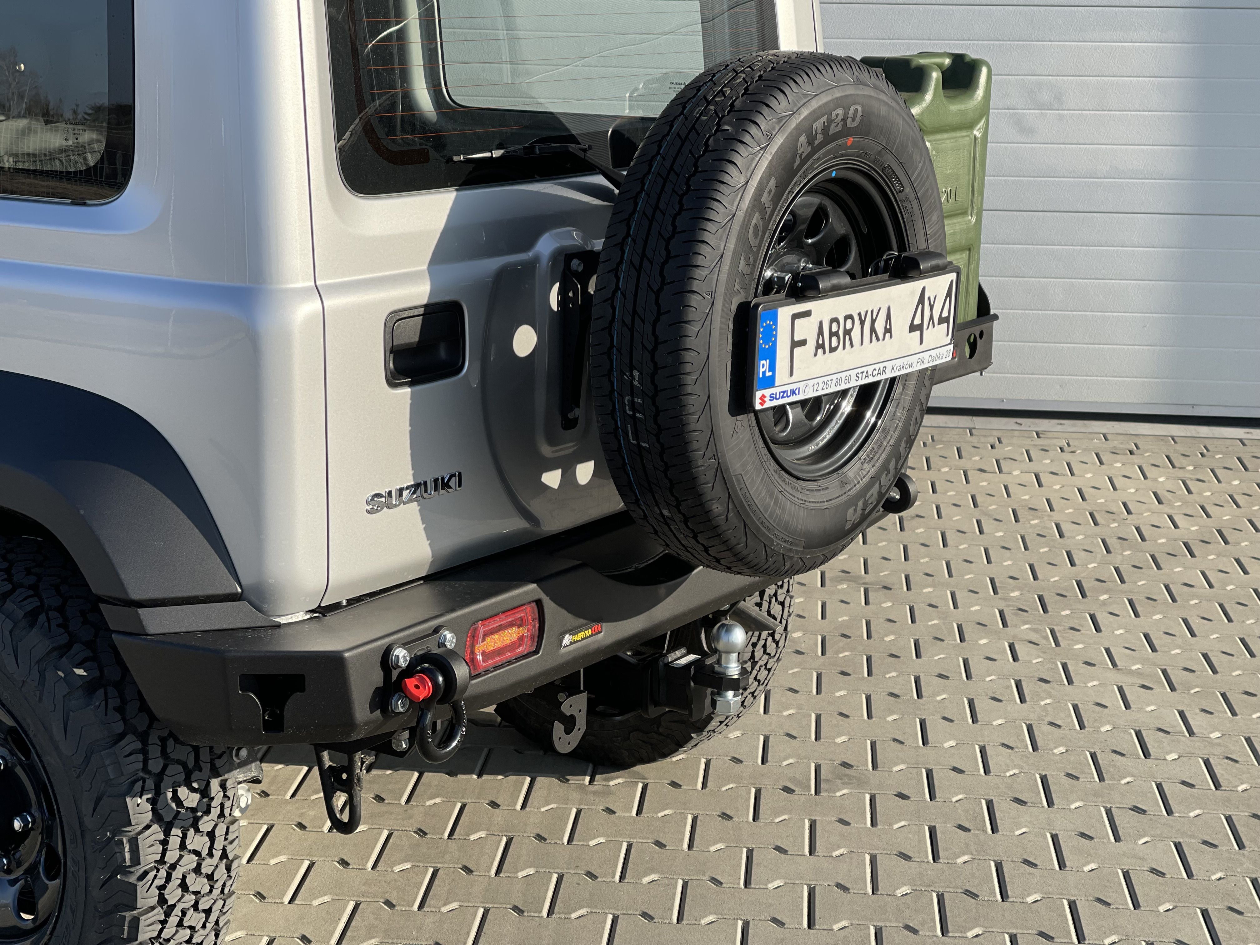 Zderzak tył z lampami LED Suzuki Jimny IV 2018-