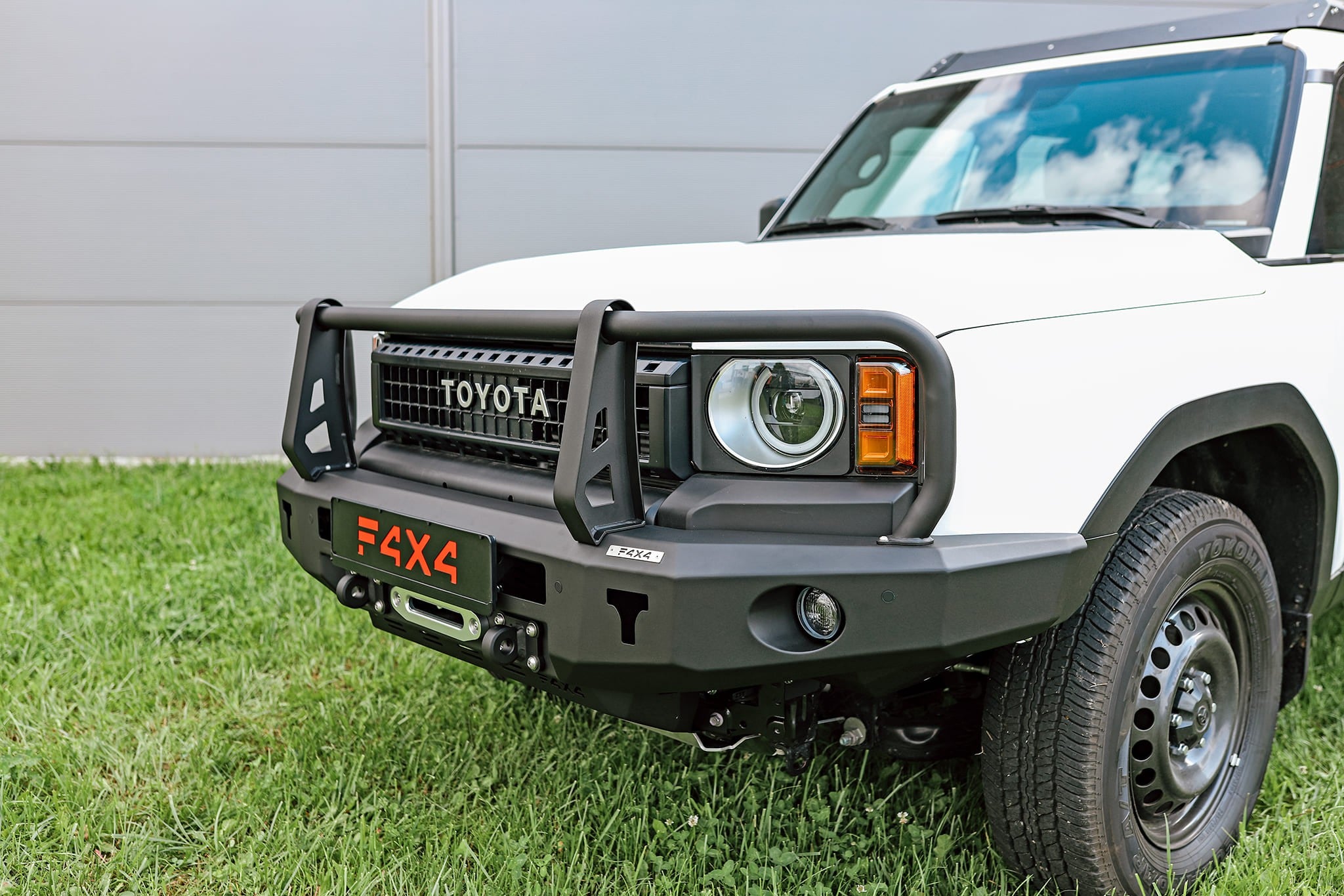 Bullbar do zderzaka Toyota Land Cruiser J250 2024-