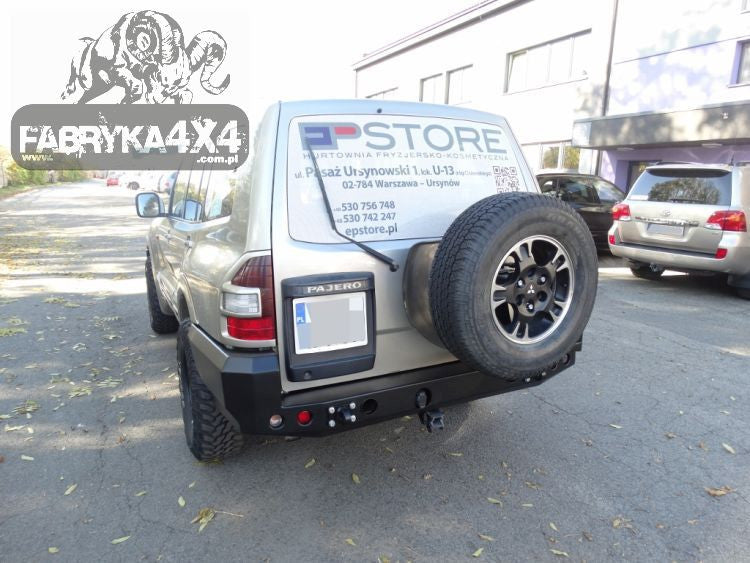 Zderzak tył Mitsubishi Pajero III 99-06 wersja 5-drzwiowa