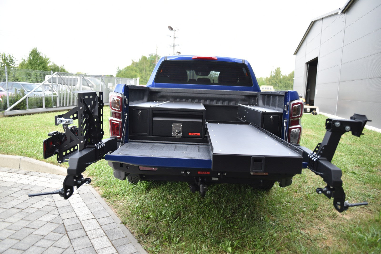 Zabudowa wyprawowa półotwarta ISUZU D-MAX 2020-